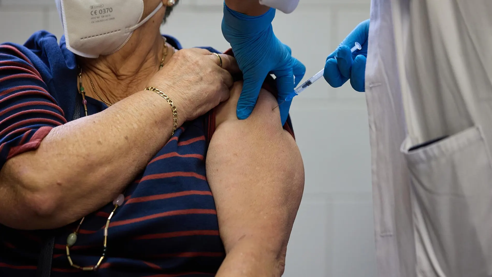 MADRID.-Los casos de gripe bajan un 2,21% en la última semana y la tasa cae a 116, aunque sigue por encima del umbral epidémico