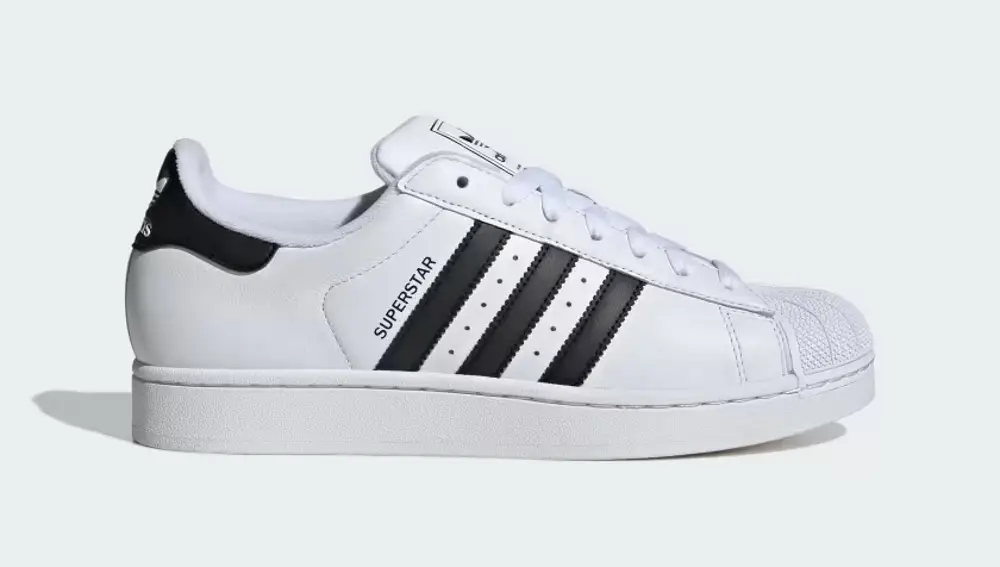 Adidas Superstar blancas (120 euros)