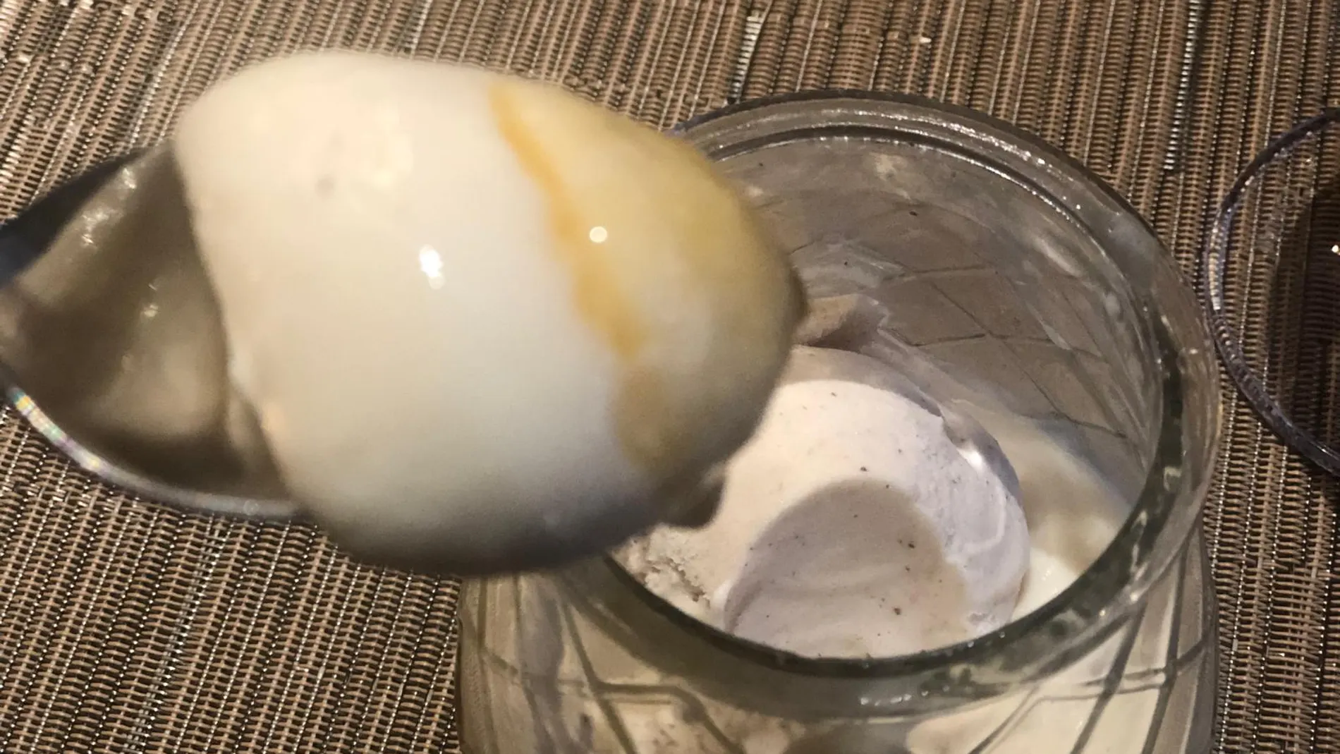 La brutal crema de arroz con leche con toffee y helado de canela.