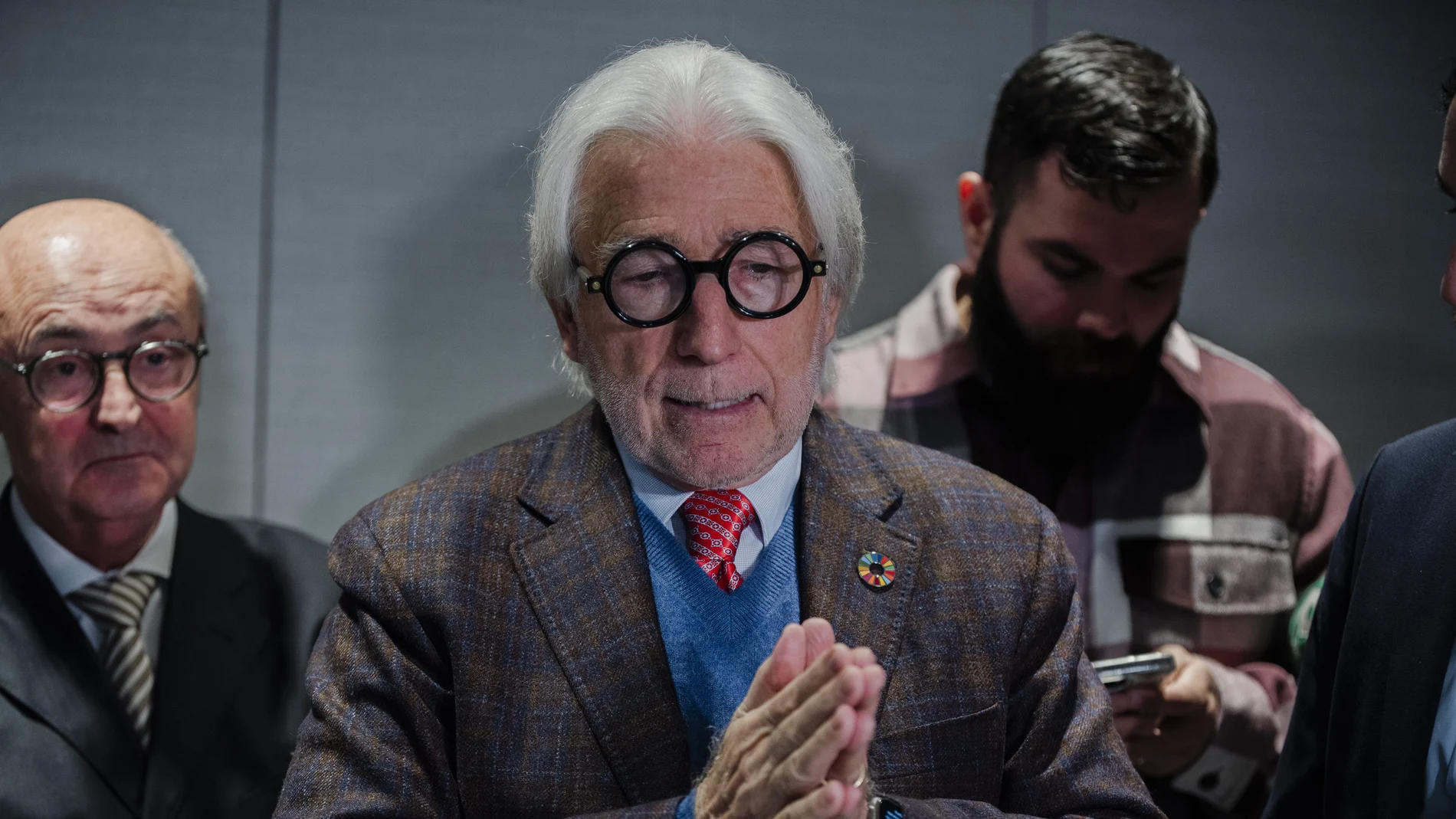 El presidente de Fomento del Trabajo, Josep Sánchez Llibre, atiende a los medios de comunicación en el Hotel Heritage, a 22 de enero de 2025, en Madrid (España).