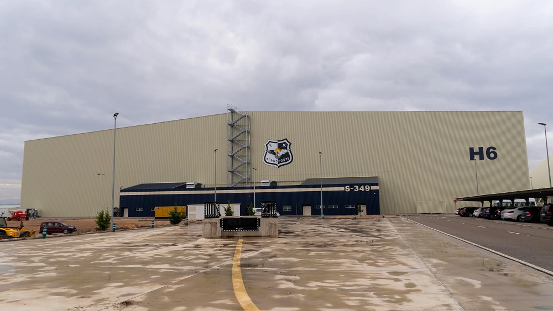 Imagen del hangar de A400M en la base aérea de Zaragoza