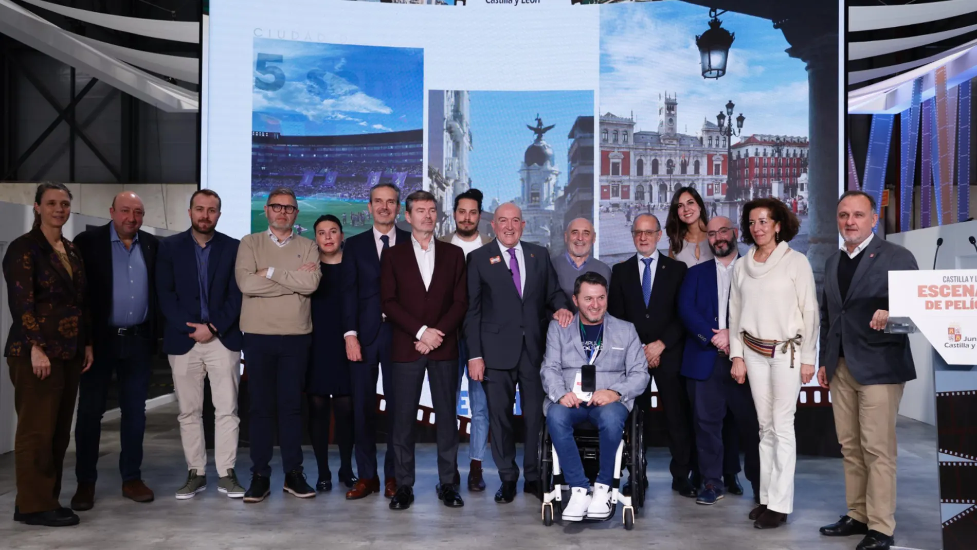 Jesús Julio Carnero presenta la oferta turística de Valladolid en Fitur