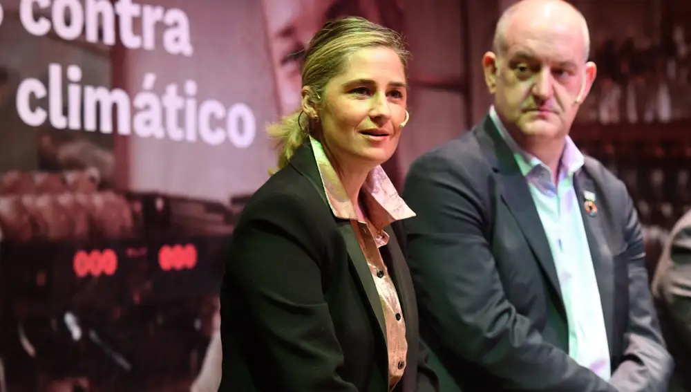 Beatriz Codes se dirige a los presentes durante la jornada de ayer