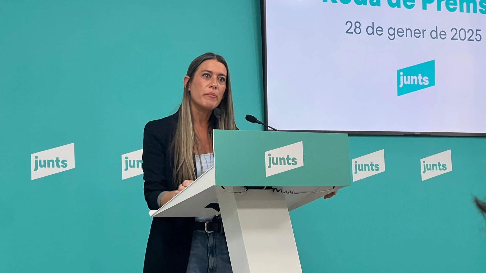 La portavoz de Junts en el Congreso, Míriam Nogueras, en una rueda de prensa desde la sede del partido en Barcelona EUROPA PRESS 28/01/2025