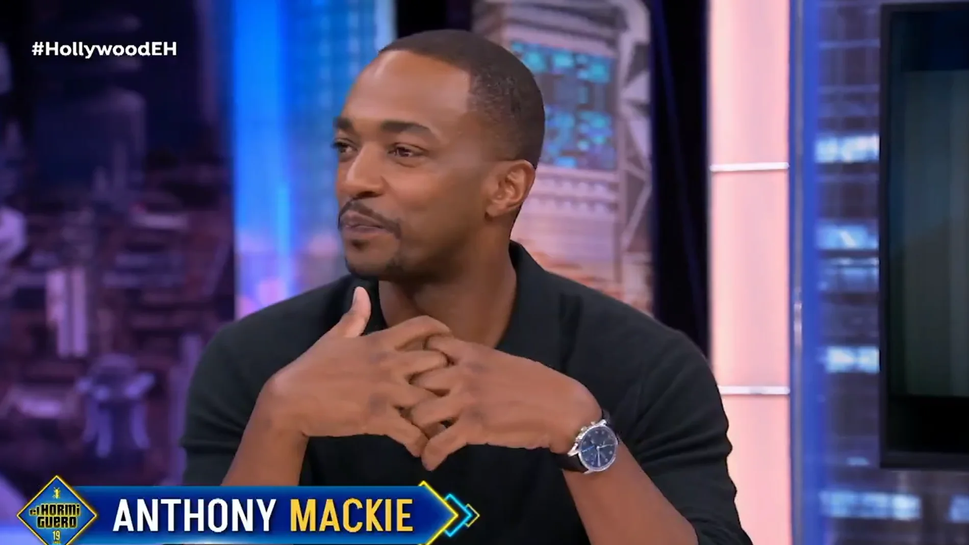 Anthony Mackie revela en 'El Hormiguero' qué es lo que más le sorprende de su doblaje en castellano: "Siempre creo que sueno como Antonio Banderas..."