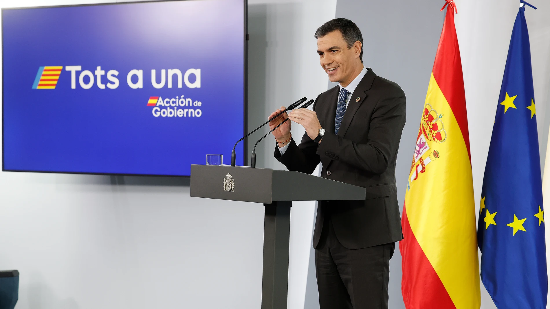 FOTODELDÍA MADRID, 28/01/2025.- El presidente del Gobierno, Pedro Sánchez, ofrece una rueda de prensa al término de la reunión del Consejo de Ministros, este martes en Madrid. EFE/J.P. Gandul