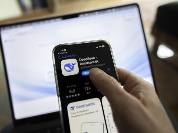 The icon of the Chinese app DeepSeek is seen on a mobile phone, in Geneva, Switzerland, 28 January 2025. Shares in major tech firms plummeted following the growing popularity of Deepseek, a Chinese artificial intelligence (AI) app that offers comparable performance at a fraction of the cost of its rivals. 