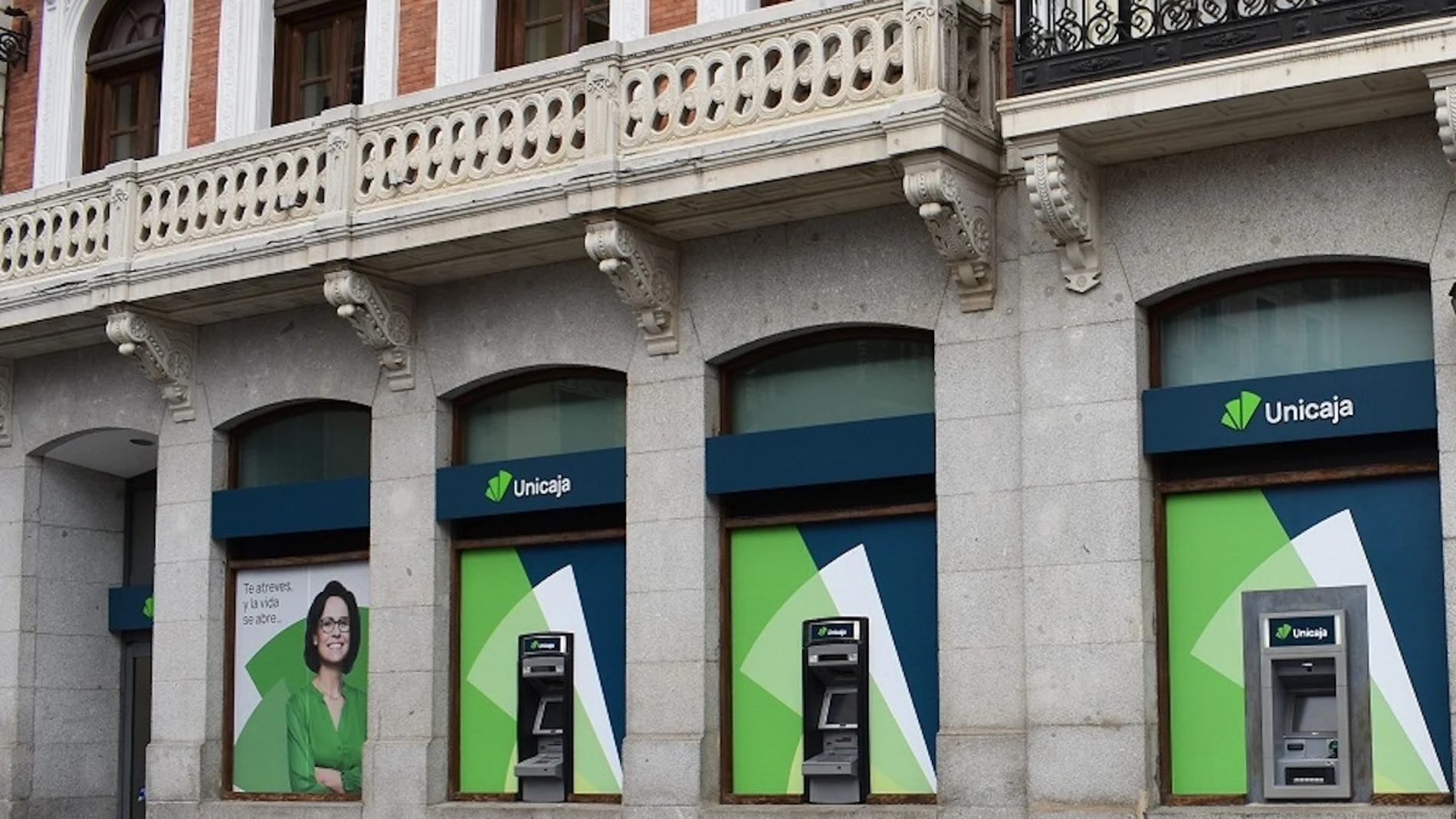 Imagen de una oficina de Unicaja