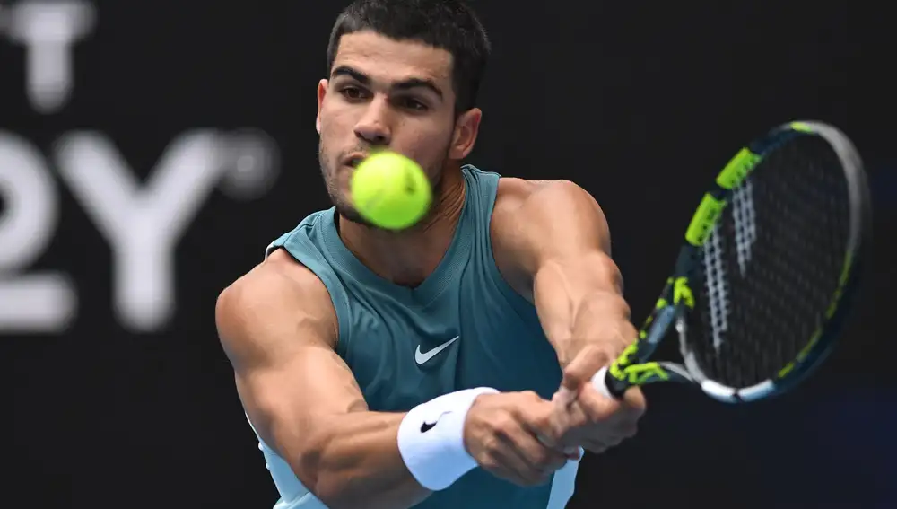 Tenis.- (Previa) Alcaraz busca estrenar su palmarés en Róterdam con Medvedev como principal amenaza
