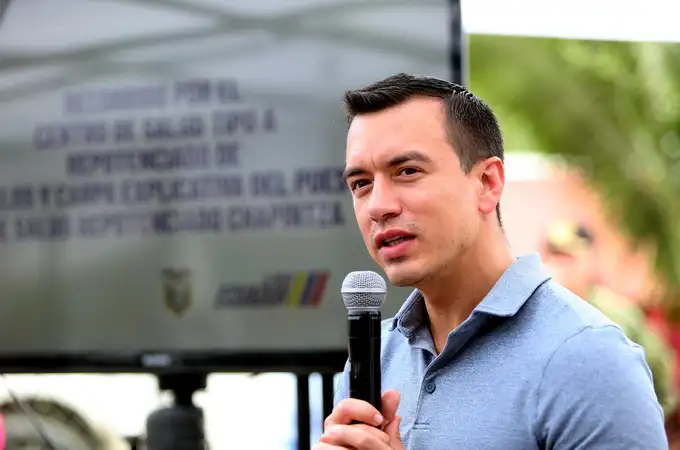 El presidente de Ecuador anuncia aranceles del 27% a las importaciones de México El presidente de Ecuador anuncia aranceles del 27% a las importaciones de México