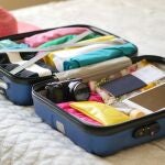 Esta maleta Samsonite tiene todo lo que necesito para viajar y ahora está con descuento