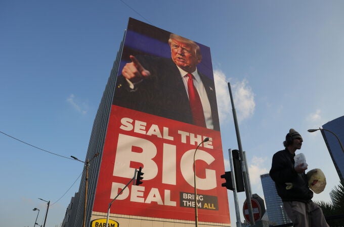 Chicken game: esta es la táctica de negociación de Trump (y casi siempre le funciona)