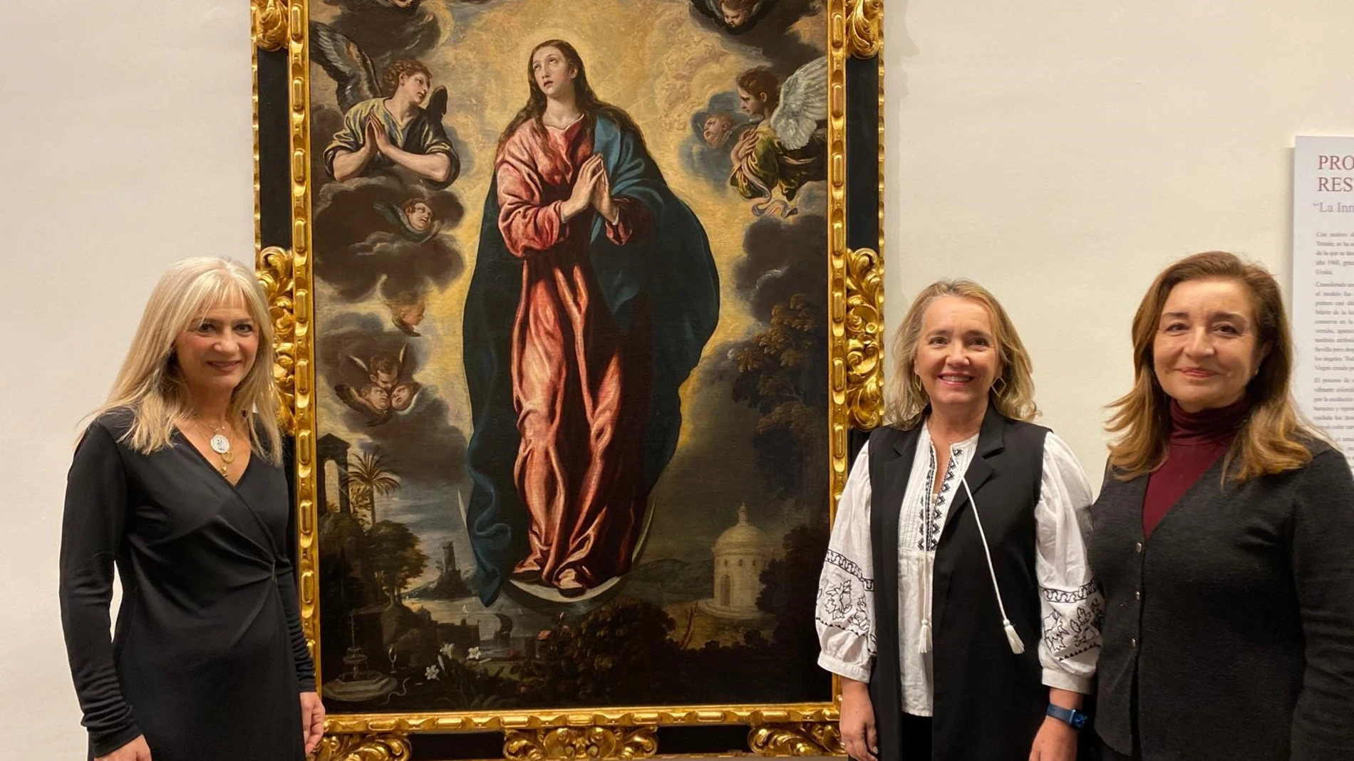 Patricia del Poco, Macarena O'Neill y Valme Muñoz, en el Museo de Bellas Artes de Sevilla