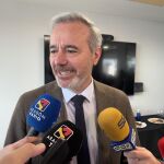 El presidente de Aragón acusa a Sánchez de no reunirse con él tras su visita a un municipio de Zaragoza