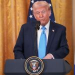 Irán.- Trump dice ahora que "prefiere" llegar a un acuerdo nuclear "verificado" con Irán