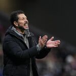 MADRID.-'Cholo' Simeone: "Vamos a llegar de la misma manera que llegamos siempre al Bernabéu, en autobús"