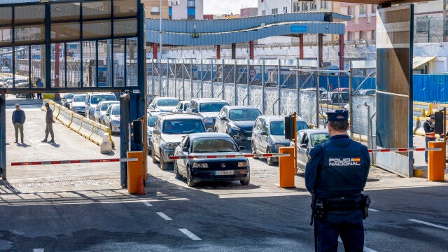 Grande-Marlaska se reúne con la delegada del Gobierno en Melilla, Sabrina Moh