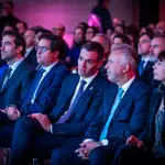 El ministro de Economía, Carlos Cuerpo; el ministro para la Transformación Digital, Óscar López; el presidente del Gobierno, Pedro Sánchez; el ministro de Memoria Democrática y Política Territorial, Ángel Víctor Torres y la ministra de Igualdad, Ana Redondo, durante la clausura del acto de presentación del Observatorio de Derechos Digitales, en el Auditorio Casa del Lector del Matadero de Madrid, a 5 de febrero de 2025, en Madrid (España). El Observatorio de Derechos Digitales es una iniciativa público-privada financiada con fondos europeos NextGeneration, nacido con el propósito de promover y defender los derechos de la ciudadanía en el entorno digital, así como la implementación de la Carta de Derechos Digitales de España.