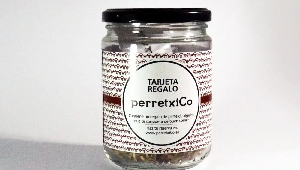 Tarjeta de regalo en bote de conservas