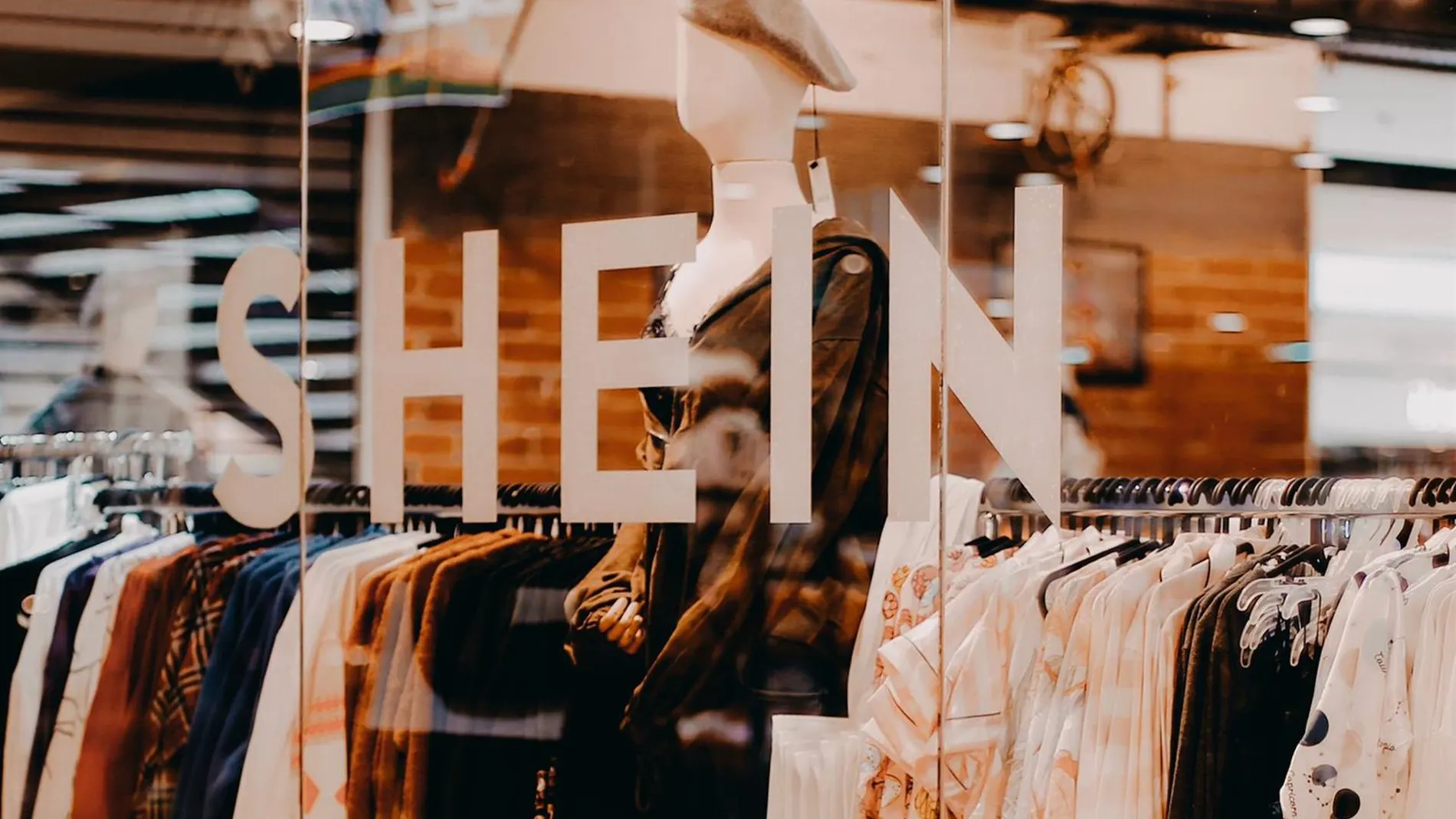 Imagen de archivo de una tienda pop up de Shein