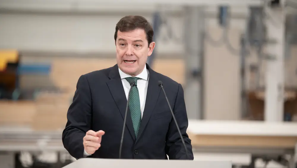 Feijóo anuncia en Carrión de los Condes (Palencia) sus medidas en vivienda