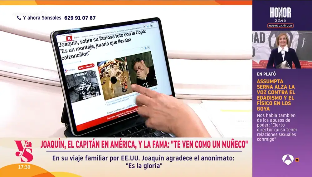 Sonsoles Ónega se sorprende al ver la foto de Joaquín desnudo con la Copa del Rey
