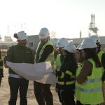 Personal de Bp e Iberdrola en el terreno 