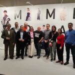 El director del Icecyl, Augusto Cobos, con empresarios de este sector en la Feria MOMAD que se celebra en la capital de España