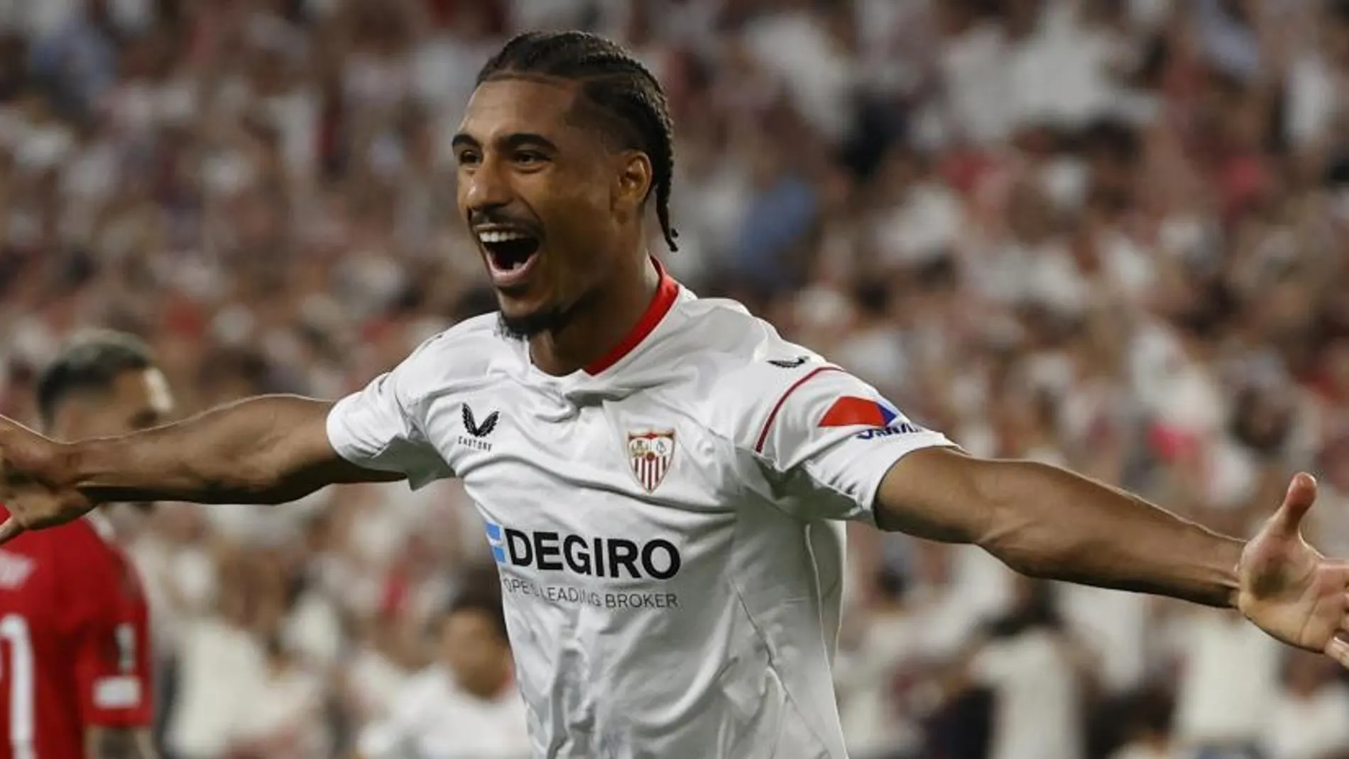 Loïc Badé con el Sevilla