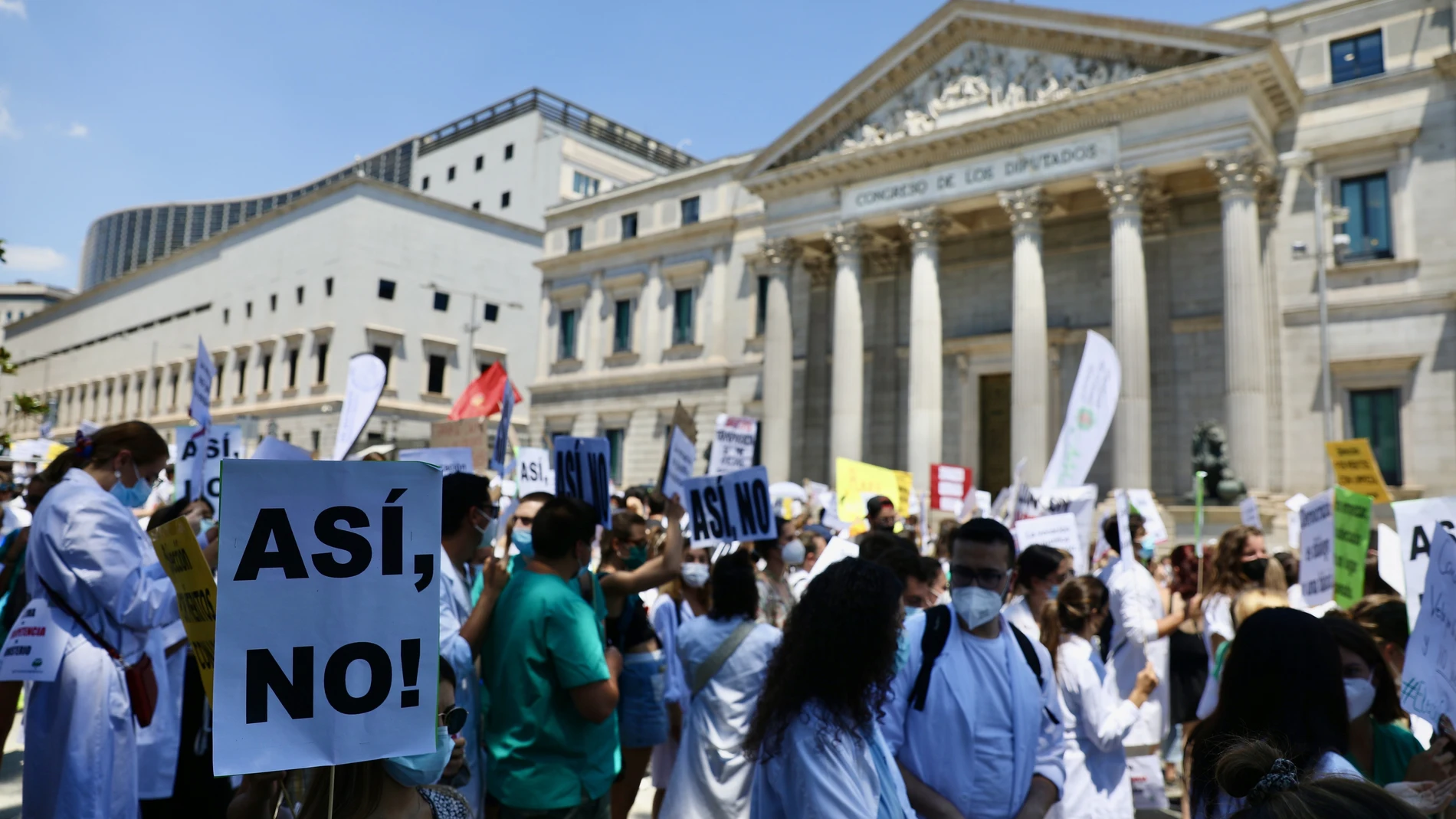Manifestación de sanitarios contra el sistema impuesto por el ministerio para elegir las plazas de formación sanitaria especializada.