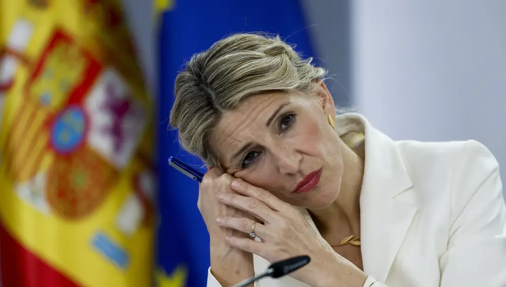 La ministra de Trabajo y vicepresidenta segunda del Gobierno de España, Yolanda Díaz durante una rueda de prensa tras el Consejo de Ministros.