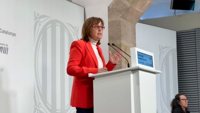 La consellera de Territorio, Vivienda y Transición Ecológica y portavoz de la Generalitat, Sílvia Paneque, en una rueda de prensa tras el Consell Executiu