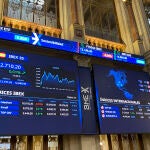 El IBEX 35, sin rumbo claro, sube un mínimo 0,03 % tras la apertura, a la espera de Powell