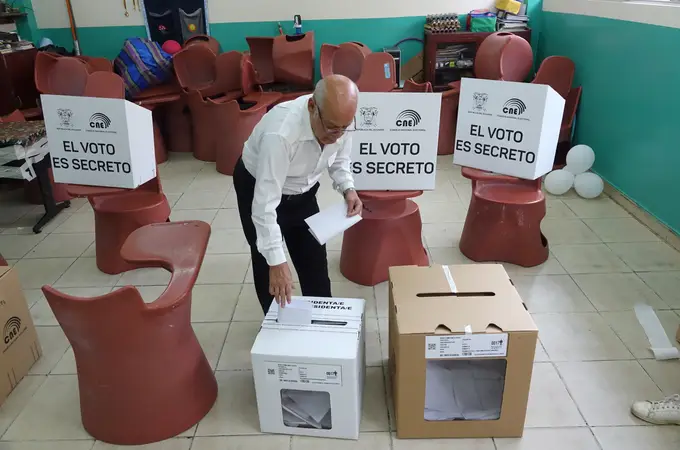 Ecuador se polariza para la segunda vuelta electoral Ecuador se polariza para la segunda vuelta electoral