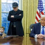 US President Trump Meets with Elon Musk in Oval Office