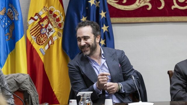 Víctor de Aldama en su comparecencia en el Parlamento de Canarias, en la comisión parlamentaria que investiga la compra de material sanitario por parte del Gobierno de Canarias durante la pandemia. 