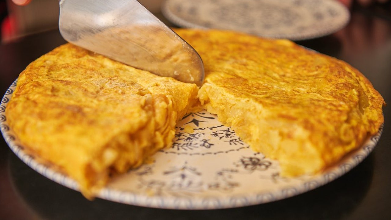 Retiran en Francia unas tortillas de patatas precocinadas de una marca española tras dos casos de botulismo