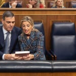 Pedro Sánchez y Yolanda Díaz en el Congreso