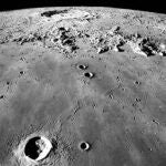 Qué sucedería si el asteroide YR4 impacta en la Luna en lugar de contra la Tierra.