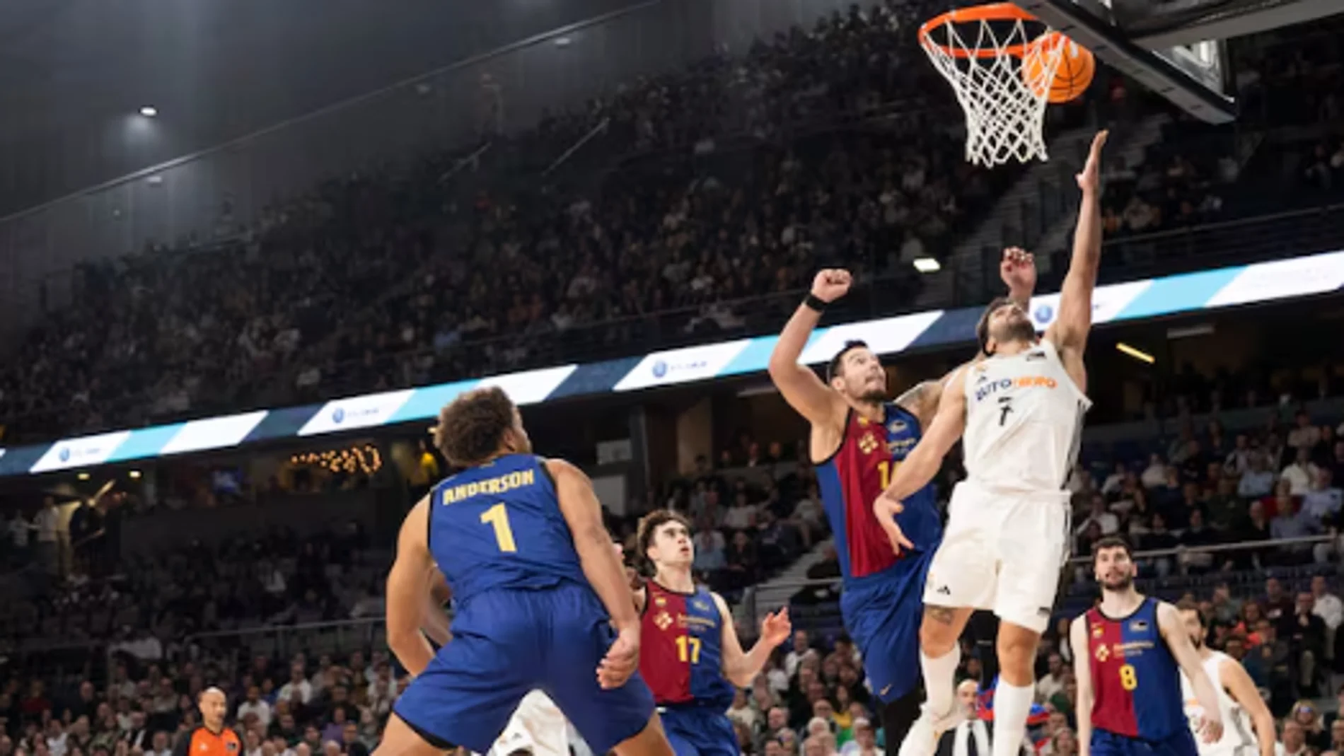 Un Real Madrid - Barcelona de la temporada pasada