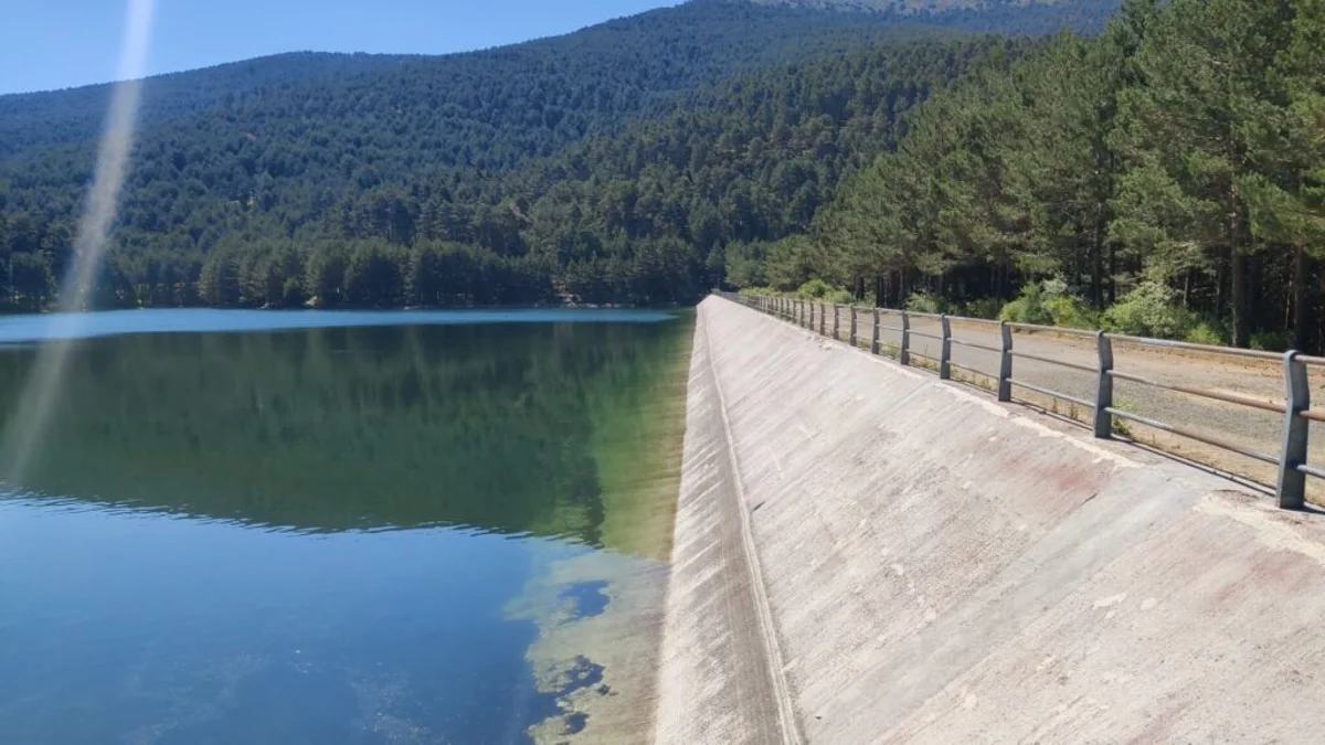 Presa de El Tejo, en la localidad segoviana de El Espinar