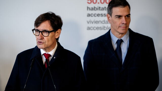  Sánchez visita una promoción de vivienda social en Sant Boi (Barcelona)