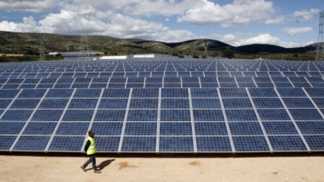 Instalación de plantas fotovoltaicas de Naturgy en Andalucía