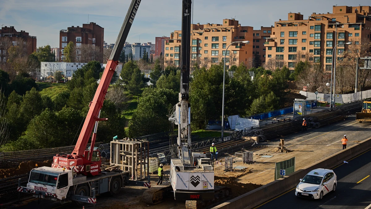 Obras de soterramiento de la autovía A5