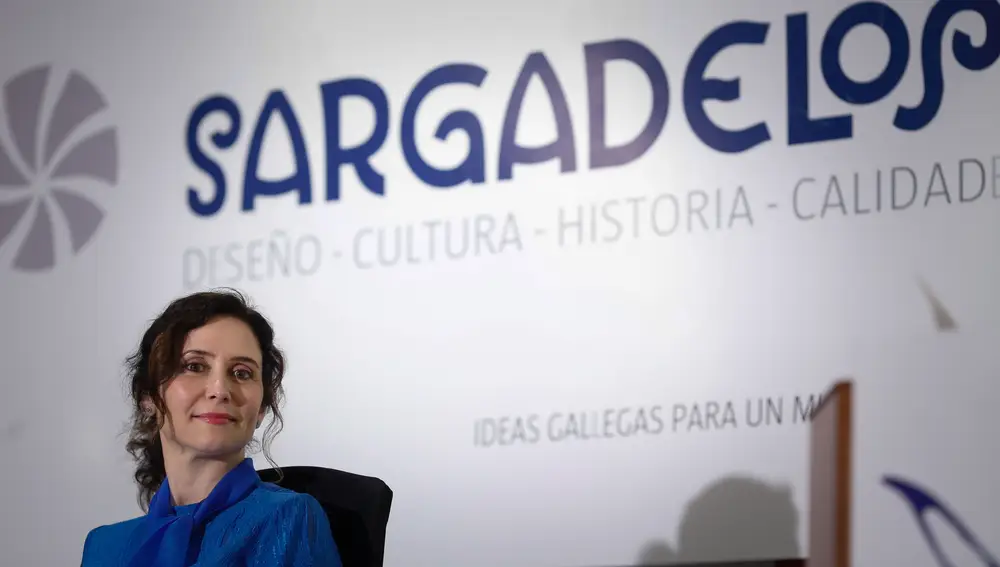 Ayuso protagoniza el Foro de Debate organizado por la Fundación Sargadelos