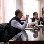El conseller Valderrama, reunido en el Ayuntamiento de Cheste