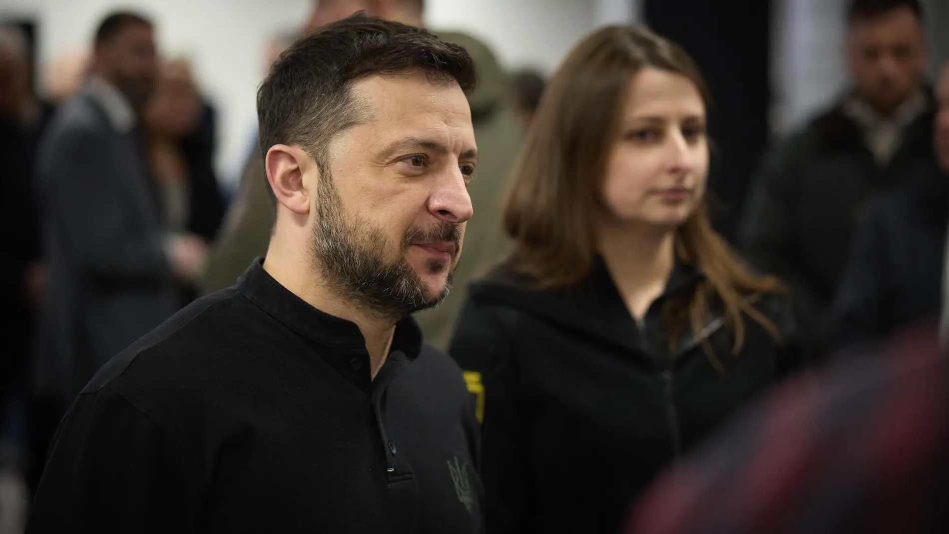 Ucrania.- Zelenski pide ir "más allá" del dinero y llama a la creación de un "Ejército europeo"