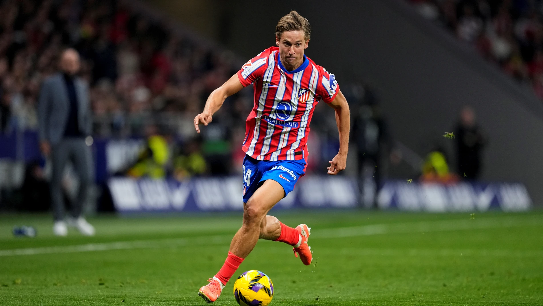 Marcos Llorente of Atletico de Madrid in action during the Spanish League, LaLiga EA Sports, football match played between Atletico de Madrid and RC Celta de Vigo at Riyadh Air Metropolitano stadium on February 15, 2025, in Madrid, Spain. AFP7 15/02/2025 ONLY FOR USE IN SPAIN