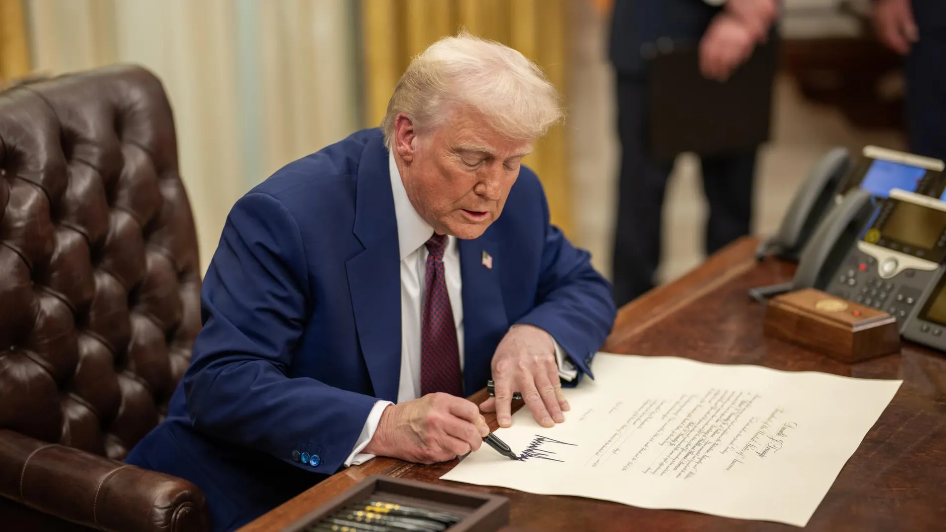 EEUU.- Trump anuncia la creación de un Consejo Nacional de Dominio de la Energía para ser "dominante" en el sector
