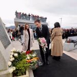 Las familias recuerdan en Marín a los 21 fallecidos en el Villa de Pitanxo en el tercer aniversario del naufragio